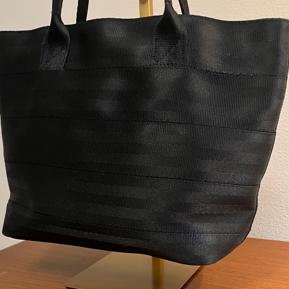 Harveys Classic Black Tote Bag - Picture 2 of 13